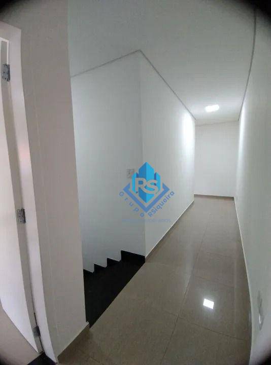 Sobrado à venda e aluguel com 4 quartos, 250m² - Foto 14