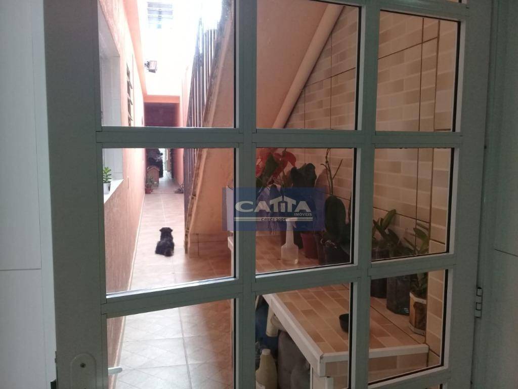 Sobrado à venda com 3 quartos, 230m² - Foto 9