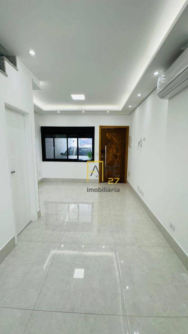 Sobrado à venda com 4 quartos, 160m² - Foto 1