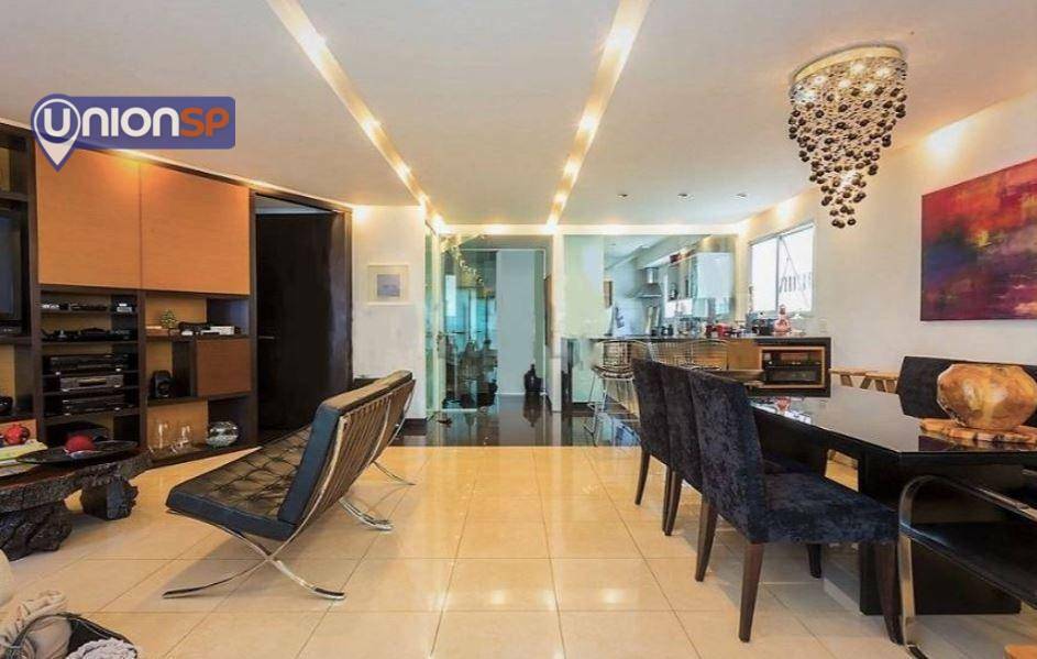 Apartamento à venda com 4 quartos, 156m² - Foto 2