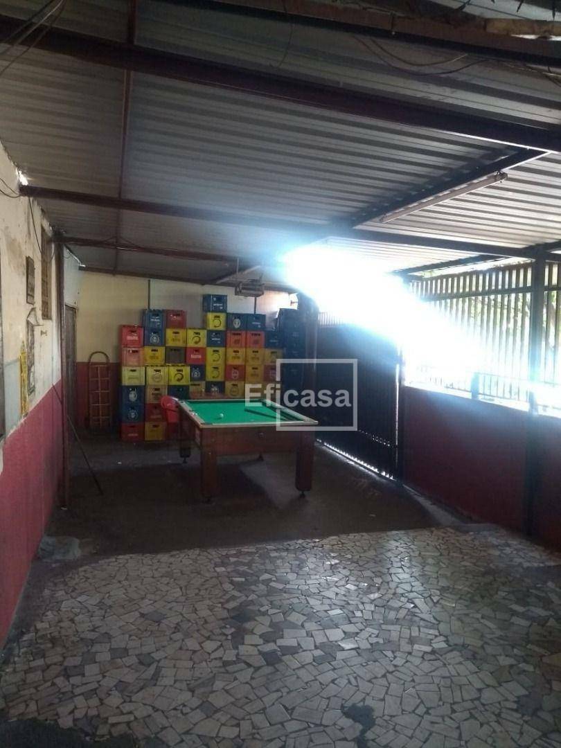 Casa à venda com 2 quartos, 180m² - Foto 9
