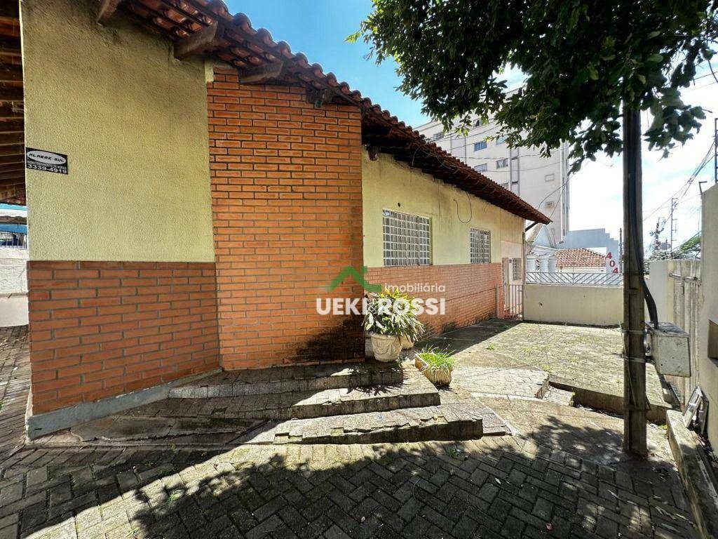 Casa à venda e aluguel com 2 quartos, 180m² - Foto 6