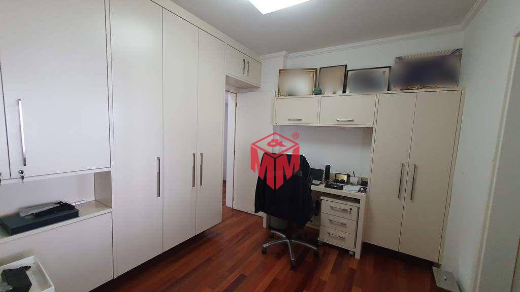 Apartamento à venda com 4 quartos, 203m² - Foto 11