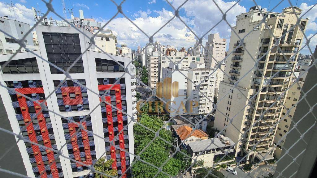 Apartamento à venda com 3 quartos, 160m² - Foto 4