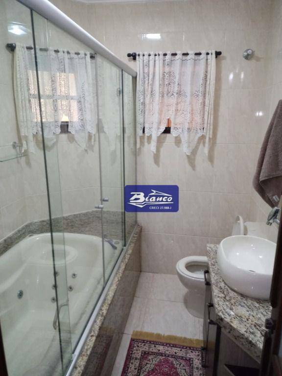 Sobrado à venda com 3 quartos, 220m² - Foto 28