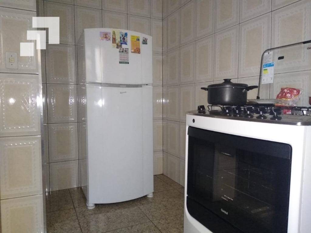 Sobrado à venda com 3 quartos, 180m² - Foto 7