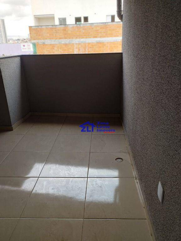 Sobrado para alugar com 2 quartos, 60m² - Foto 8