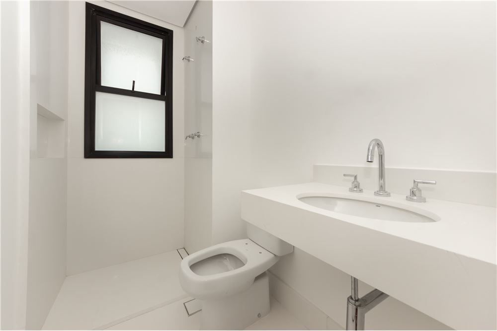 Apartamento à venda com 3 quartos, 207m² - Foto 12