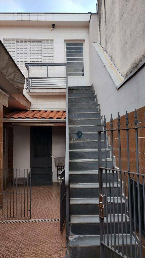 Casa para alugar com 8 quartos, 180m² - Foto 16