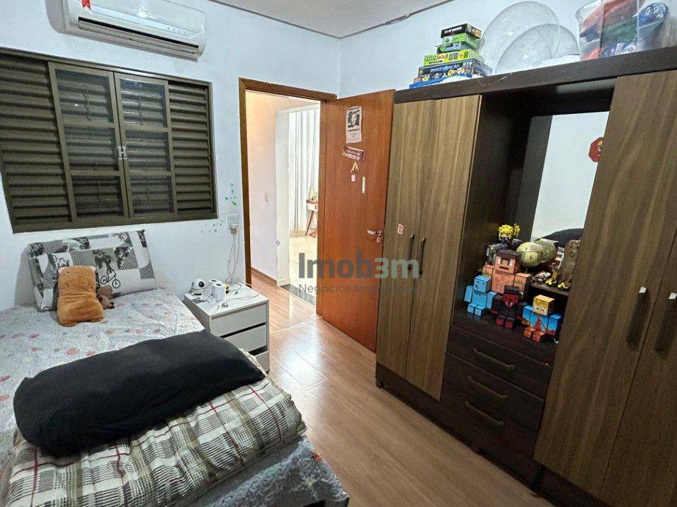 Casa à venda com 3 quartos, 120m² - Foto 14