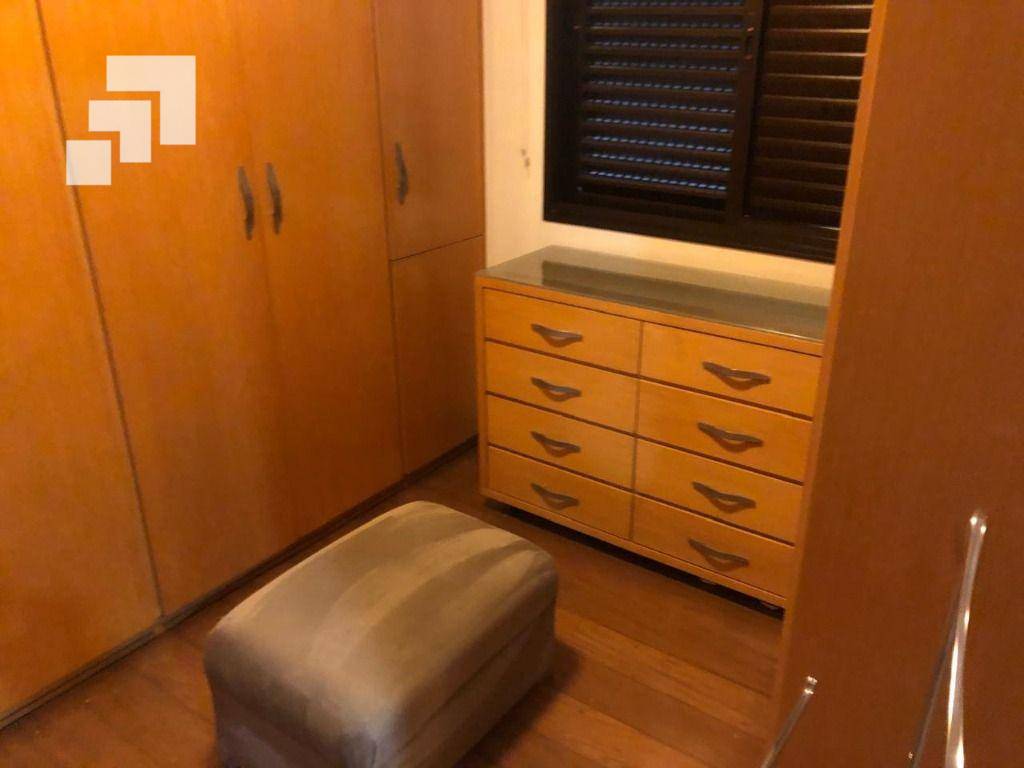 Apartamento à venda com 3 quartos, 130m² - Foto 8