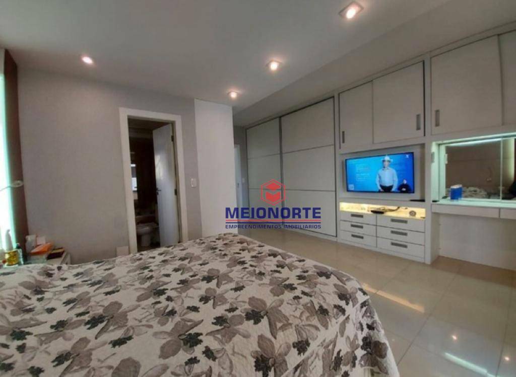 Apartamento à venda com 4 quartos, 217m² - Foto 7