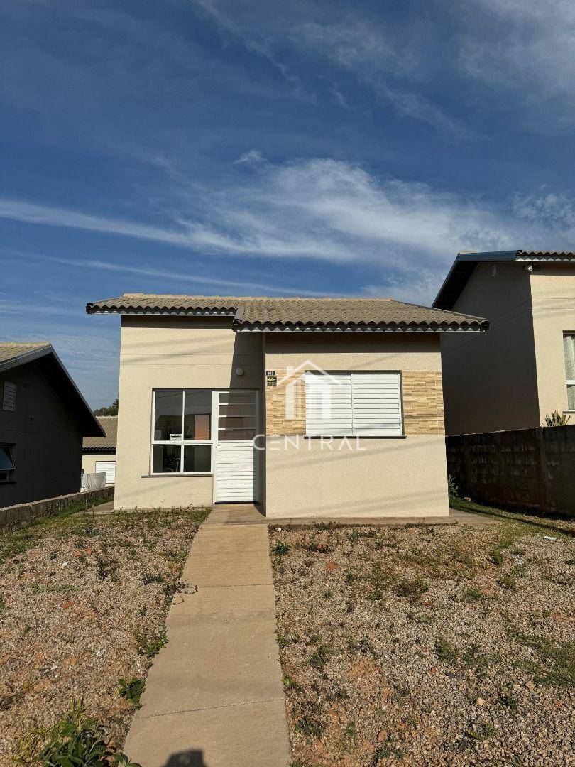 Casa à venda com 2 quartos, 42m² - Foto 1