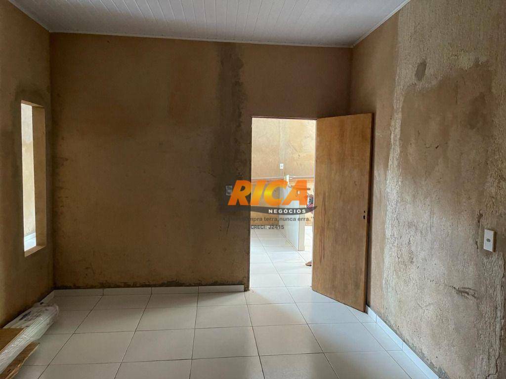 Casa à venda com 4 quartos, 360m² - Foto 15