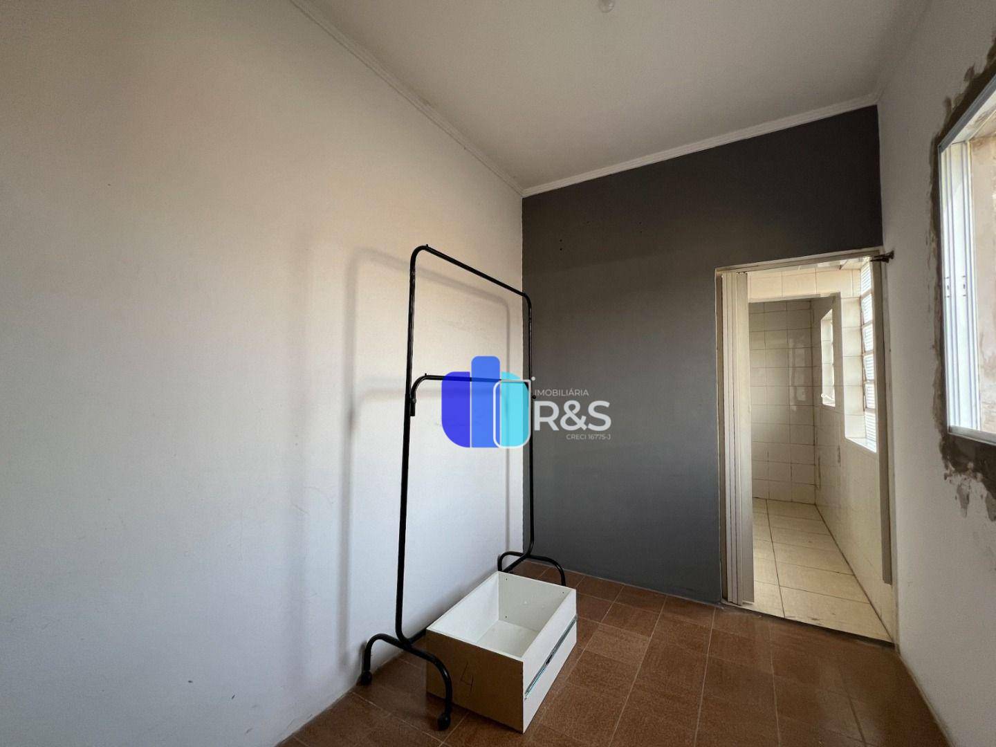 Casa à venda com 3 quartos, 640m² - Foto 28