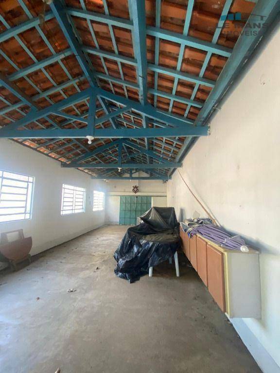 Chácara à venda e aluguel com 3 quartos, 400m² - Foto 9