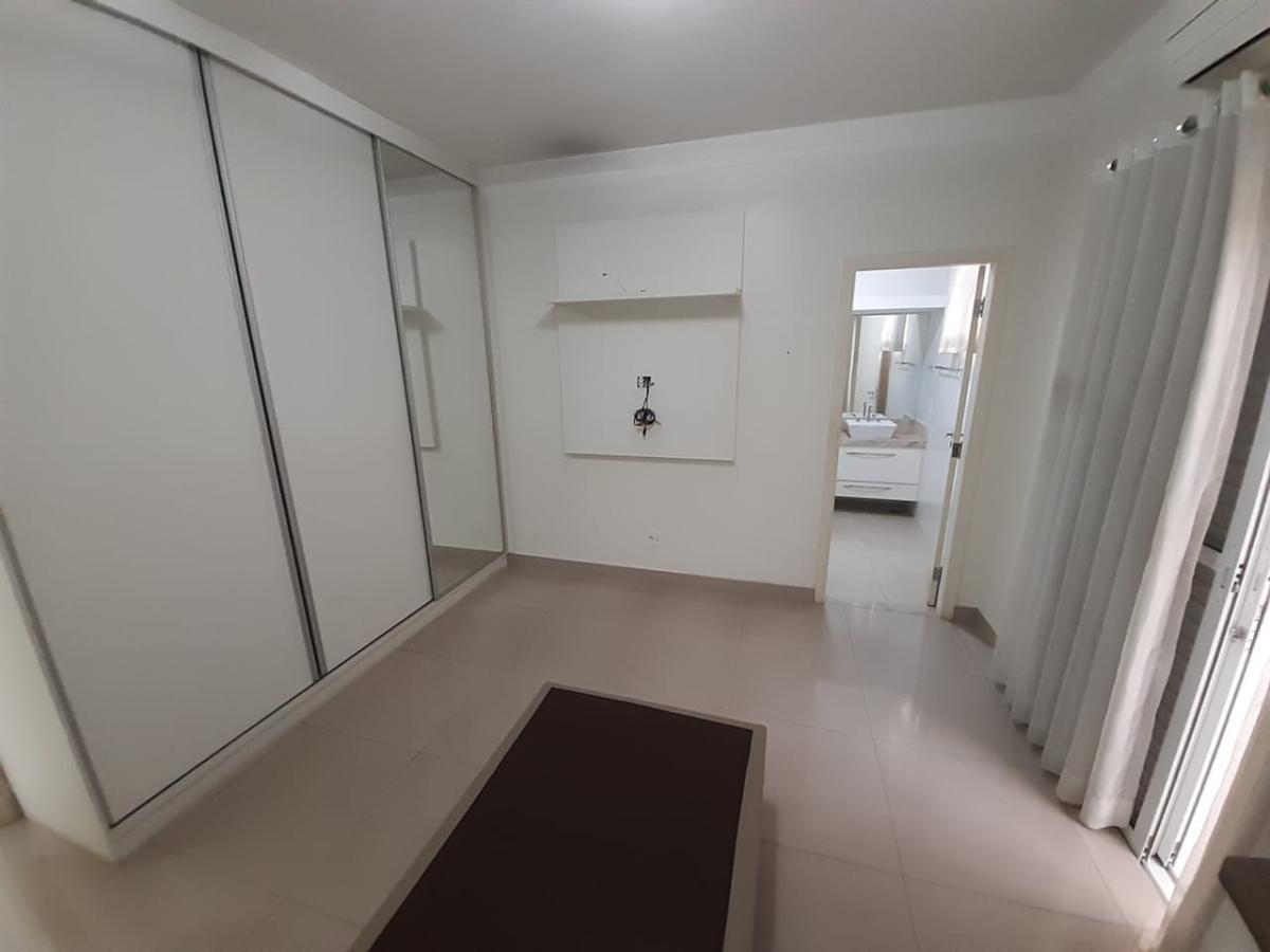 Casa à venda com 3 quartos, 336m² - Foto 16