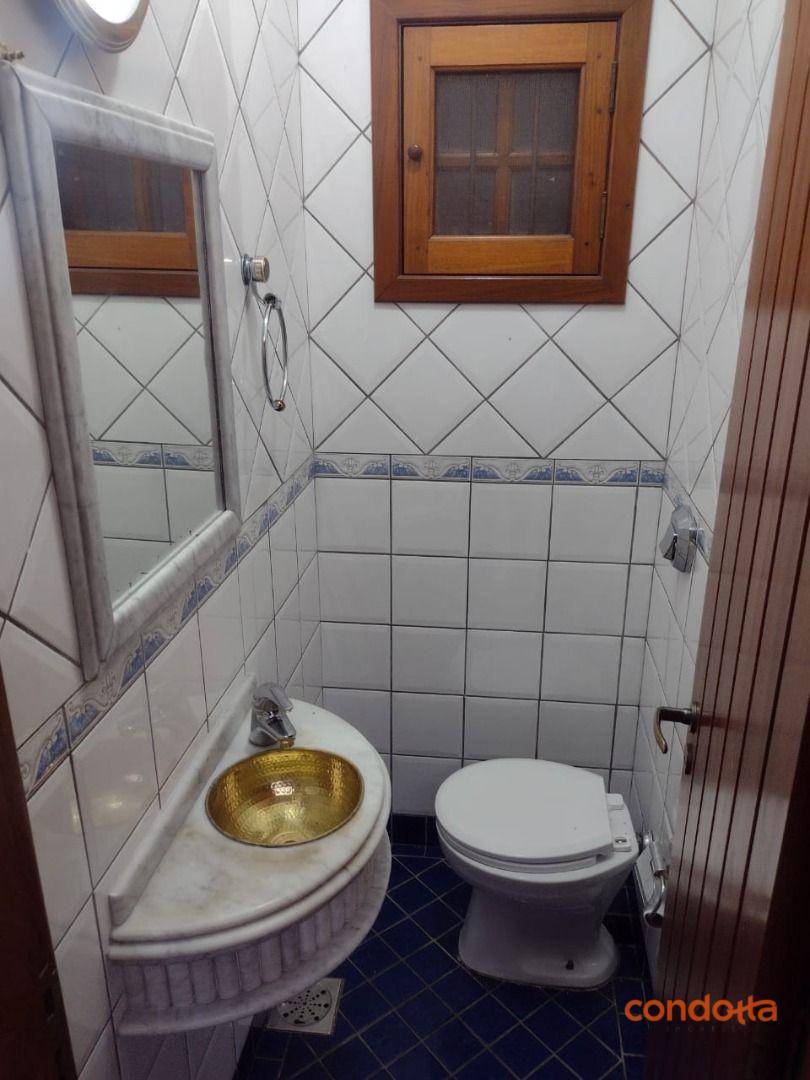 Casa para alugar com 3 quartos, 200m² - Foto 38