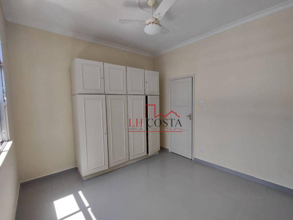 Apartamento à venda com 2 quartos, 70m² - Foto 9