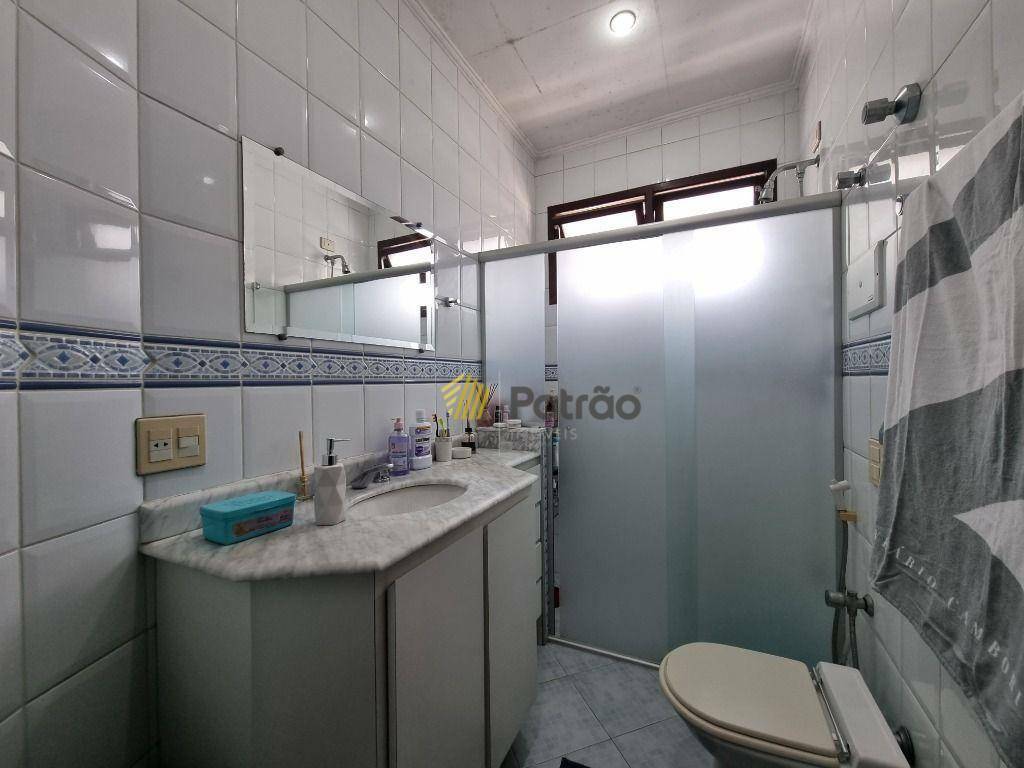 Sobrado à venda com 4 quartos, 388m² - Foto 27