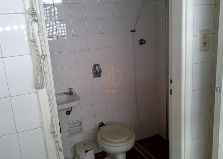 Apartamento à venda com 3 quartos, 156m² - Foto 8