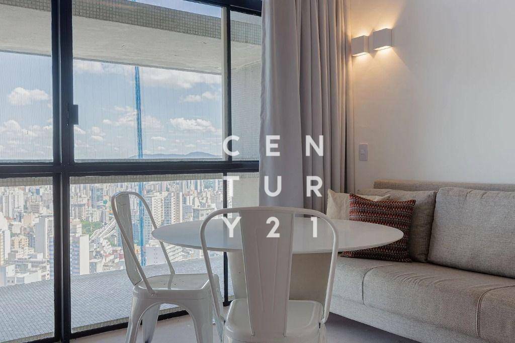 Apartamento à venda com 1 quarto, 42m² - Foto 15