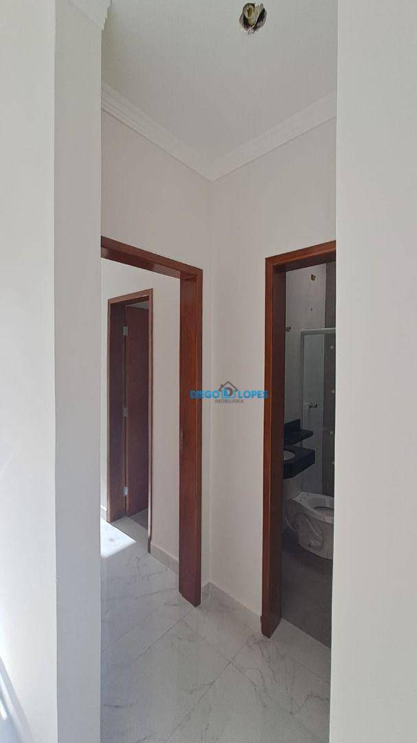 Casa à venda com 3 quartos, 60m² - Foto 9