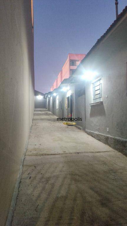 Casa para alugar com 1 quarto, 60m² - Foto 13