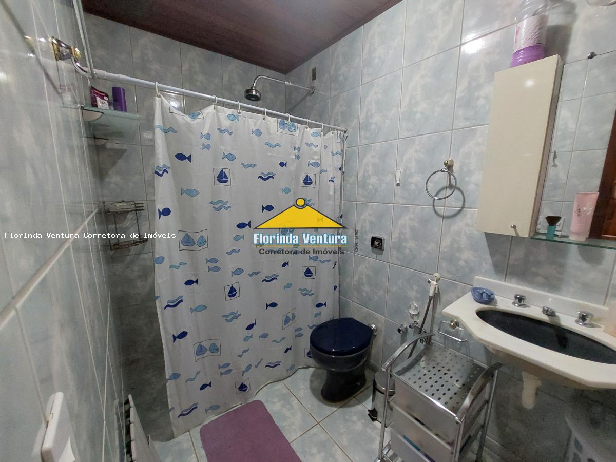 Casa de Condomínio à venda com 4 quartos, 240m² - Foto 29