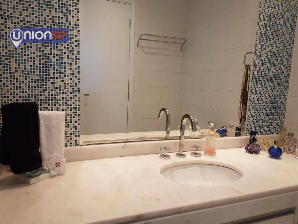 Apartamento à venda com 4 quartos, 154m² - Foto 10