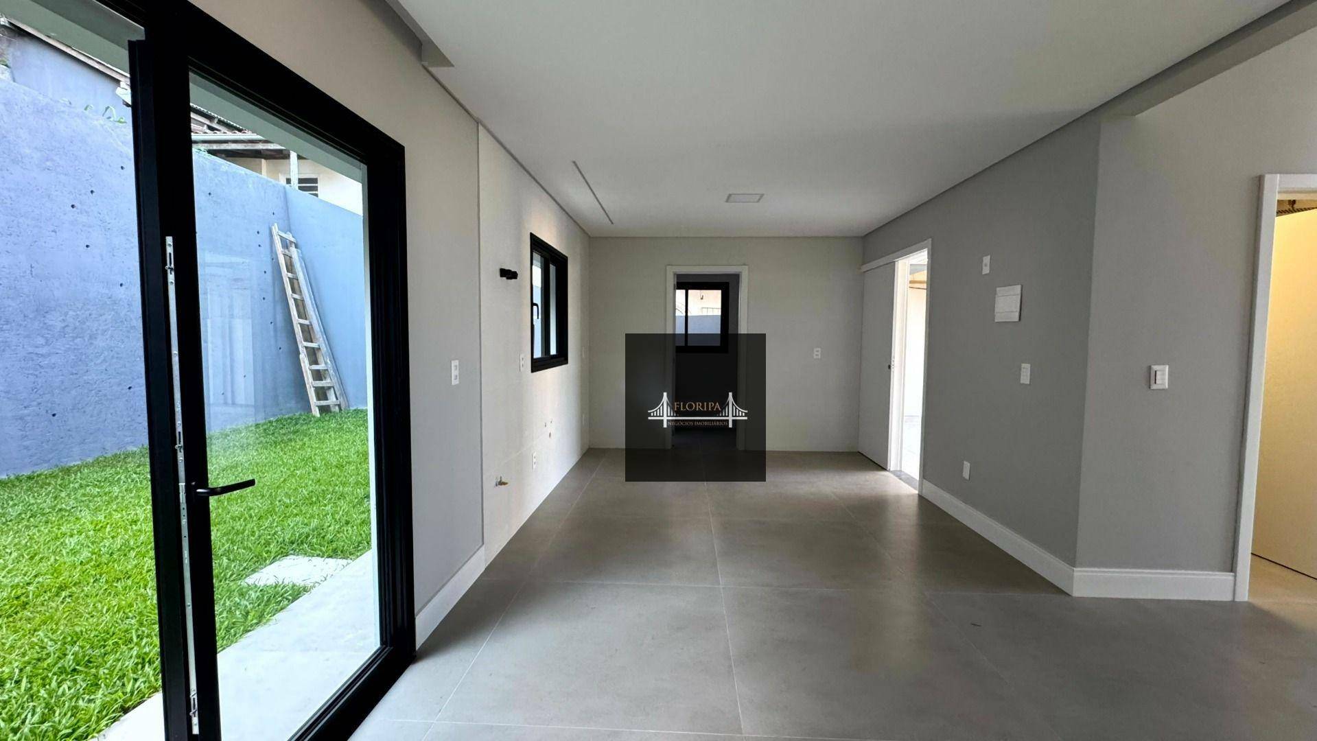 Casa à venda com 3 quartos, 177m² - Foto 7