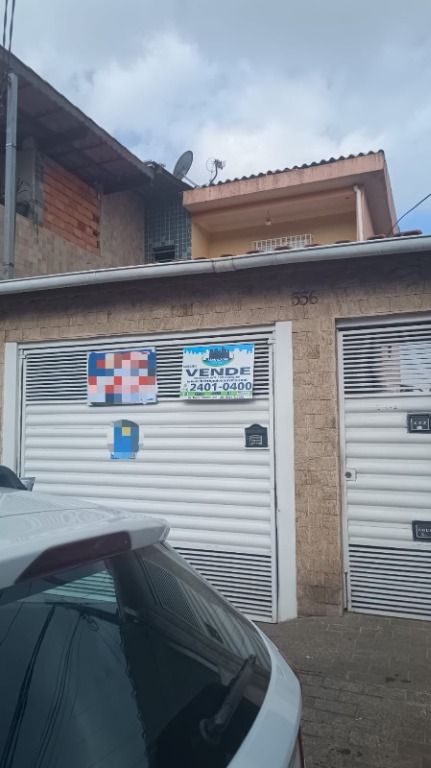 Sobrado à venda com 3 quartos, 27m² - Foto 1