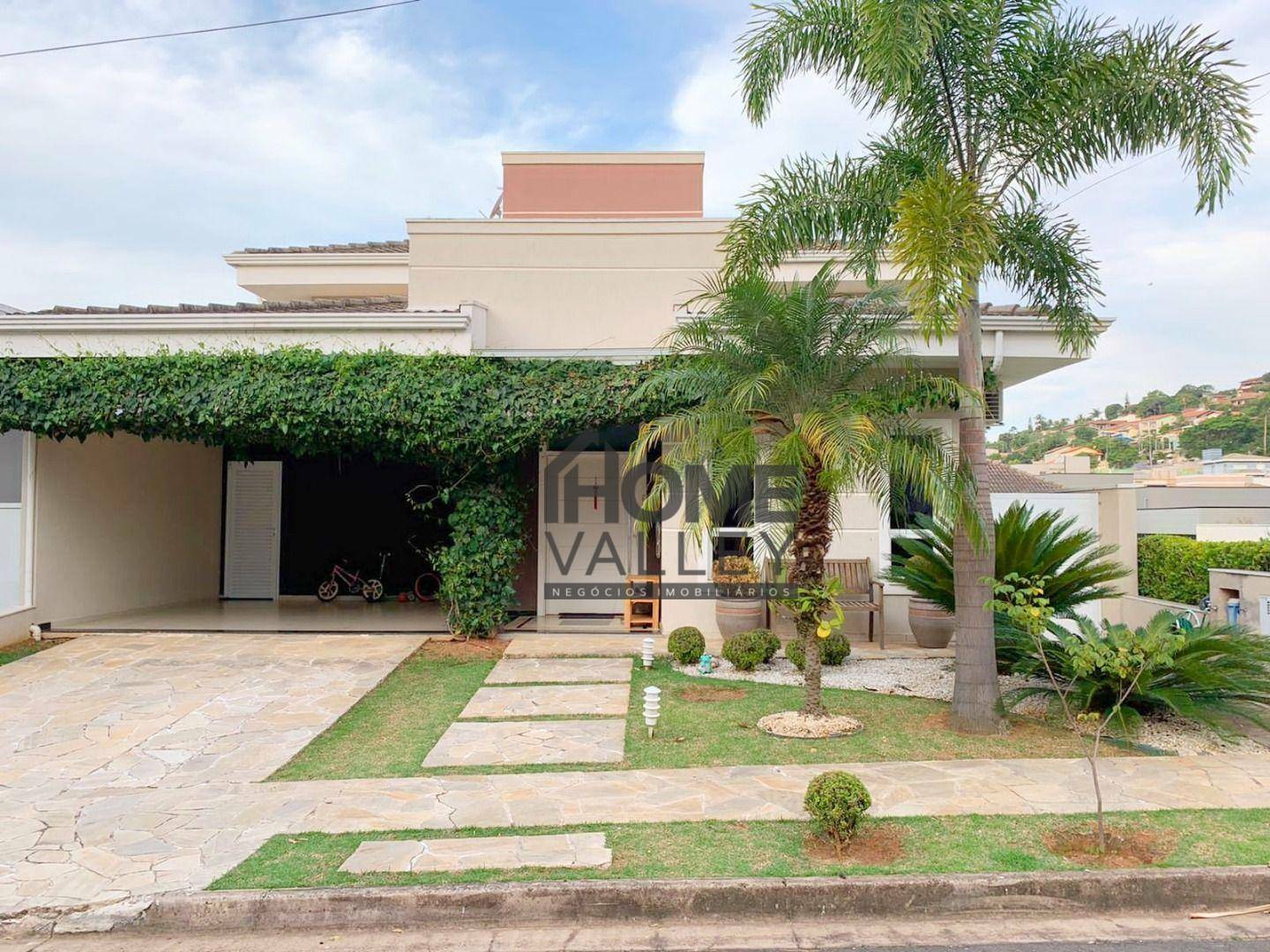 Casa de Condomínio à venda com 3 quartos, 227m² - Foto 2