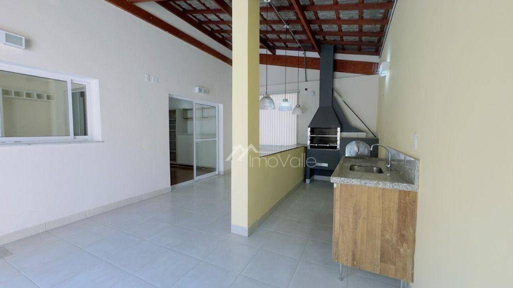 Casa à venda com 4 quartos, 248m² - Foto 16