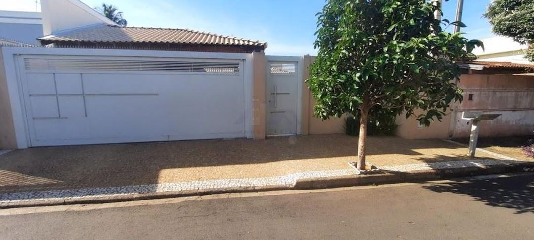 Casa à venda com 3 quartos, 200m² - Foto 4