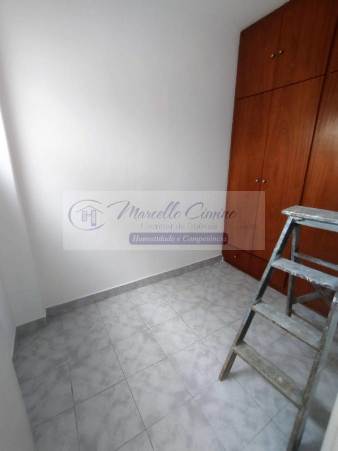 Apartamento para alugar com 2 quartos, 75m² - Foto 22