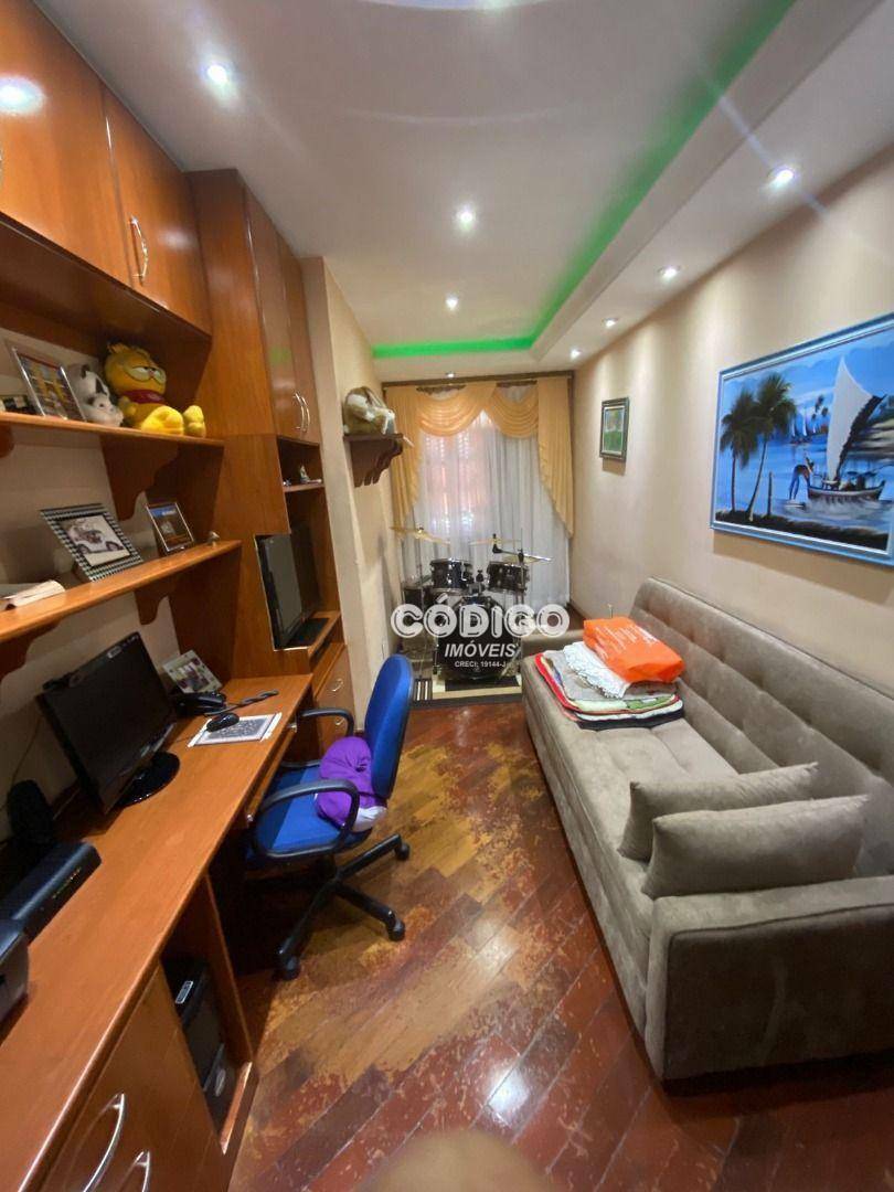 Sobrado à venda com 3 quartos, 256m² - Foto 14