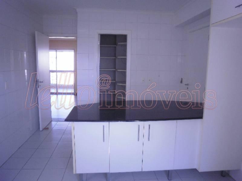 Apartamento para alugar com 3 quartos, 180m² - Foto 32