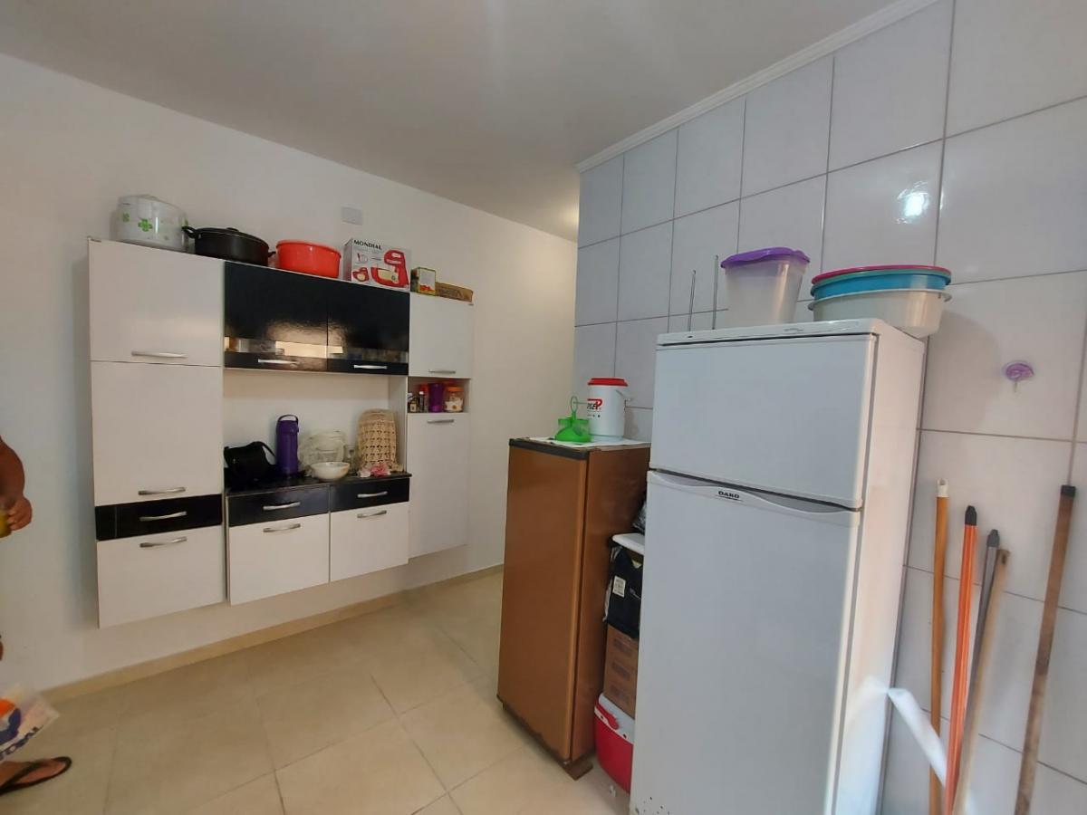 Casa à venda com 2 quartos, 125m² - Foto 13