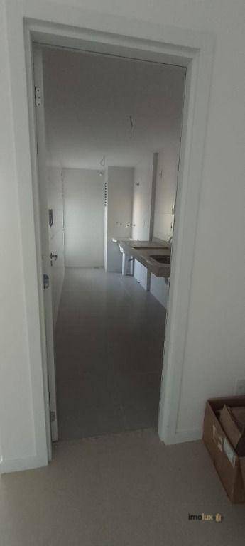 Apartamento à venda com 3 quartos, 78m² - Foto 10