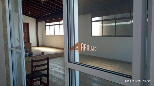 Sobrado à venda com 4 quartos, 300m² - Foto 22