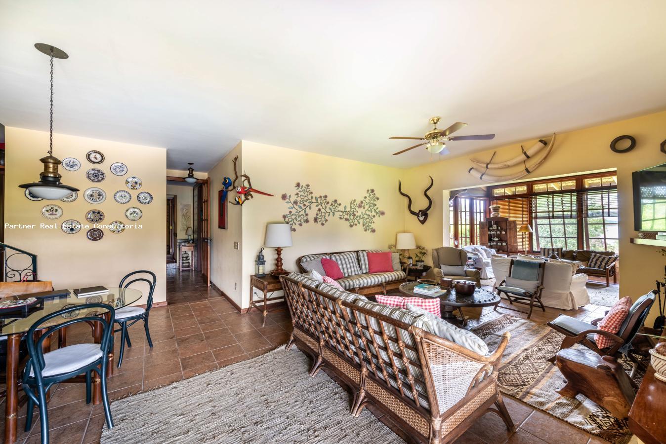 Sítio à venda com 9 quartos, 102794m² - Foto 22