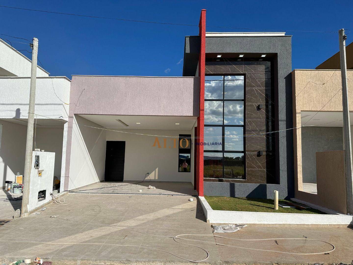 Casa de Condomínio à venda com 3 quartos, 125m² - Foto 1