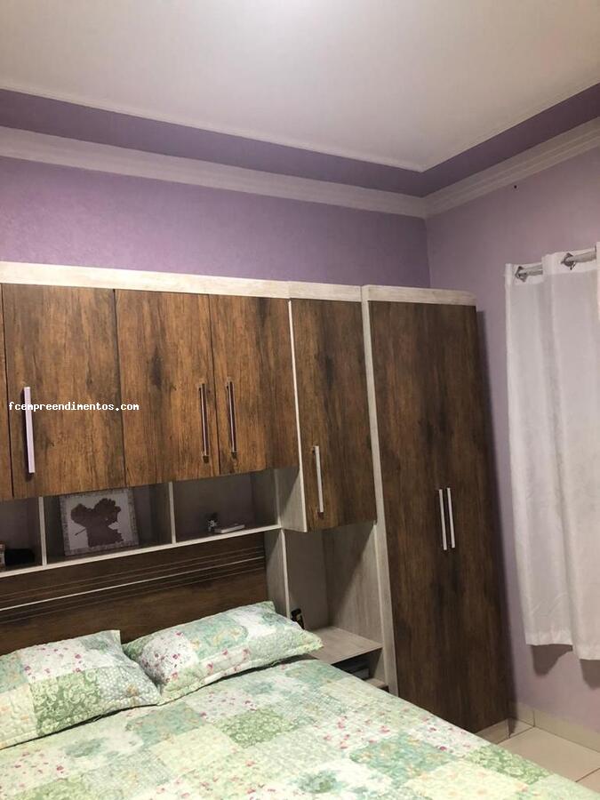 Casa à venda com 3 quartos, 140m² - Foto 12