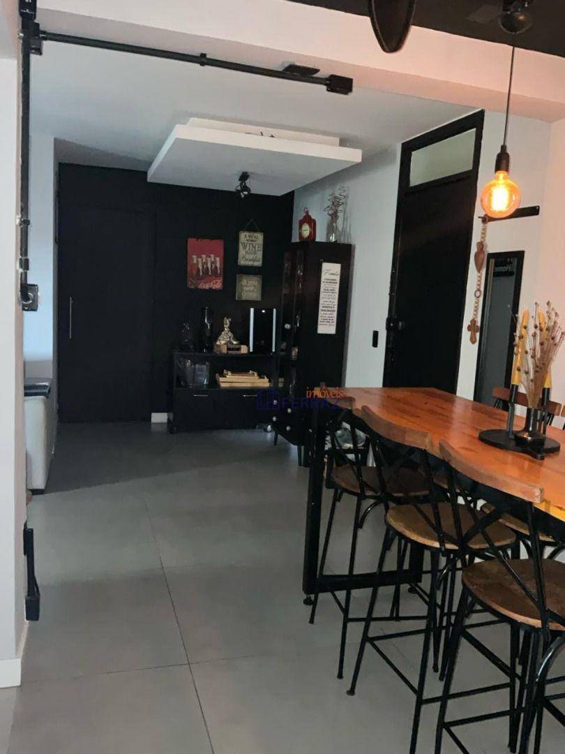 Apartamento à venda com 2 quartos, 75m² - Foto 5