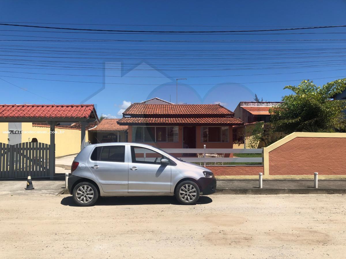 Casa à venda com 3 quartos, 200m² - Foto 2