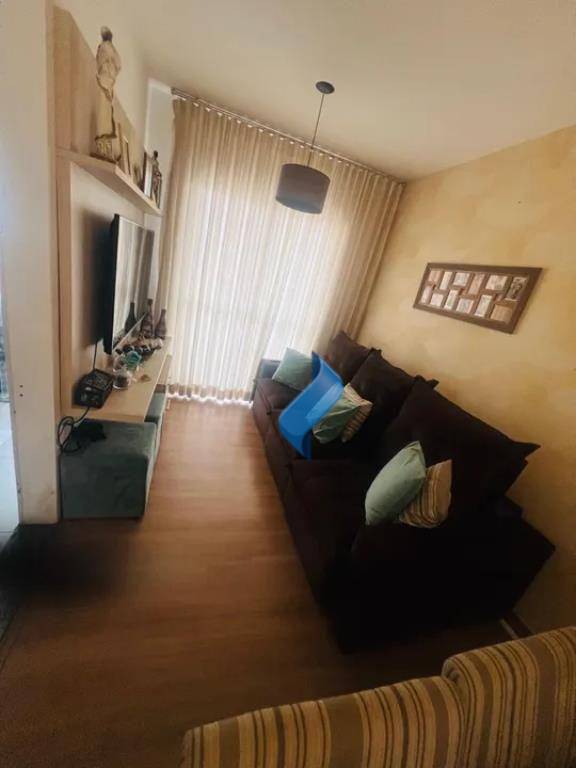 Apartamento à venda com 2 quartos, 63m² - Foto 5