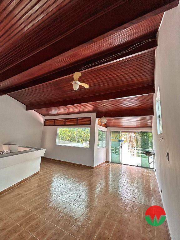 Casa de Condomínio à venda com 4 quartos, 247m² - Foto 11