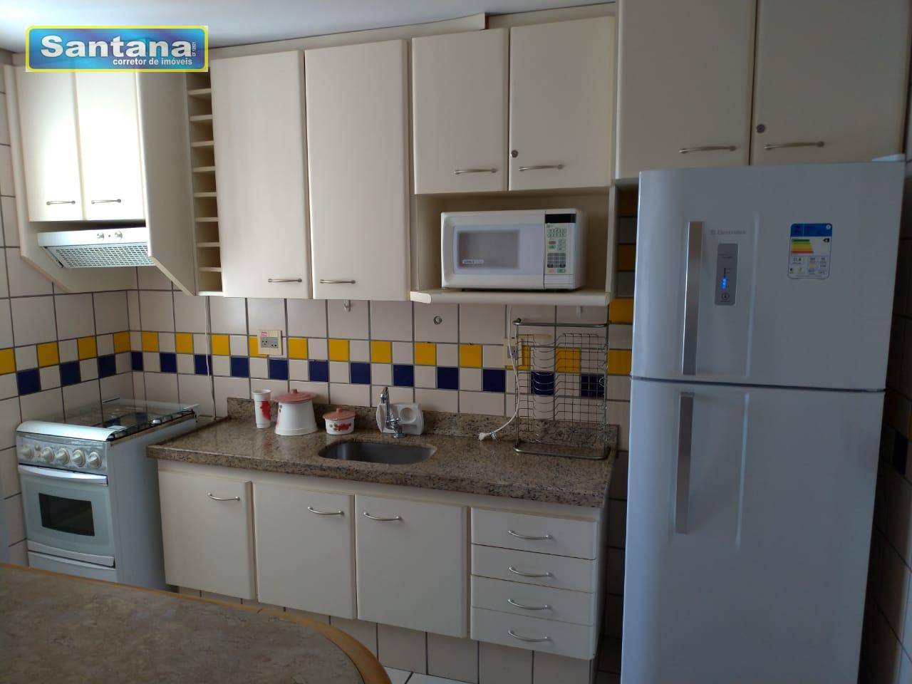 Apartamento à venda com 2 quartos, 69m² - Foto 3