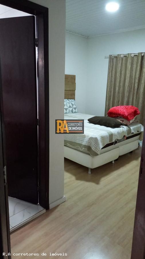 Casa à venda com 1 quarto, 300m² - Foto 9